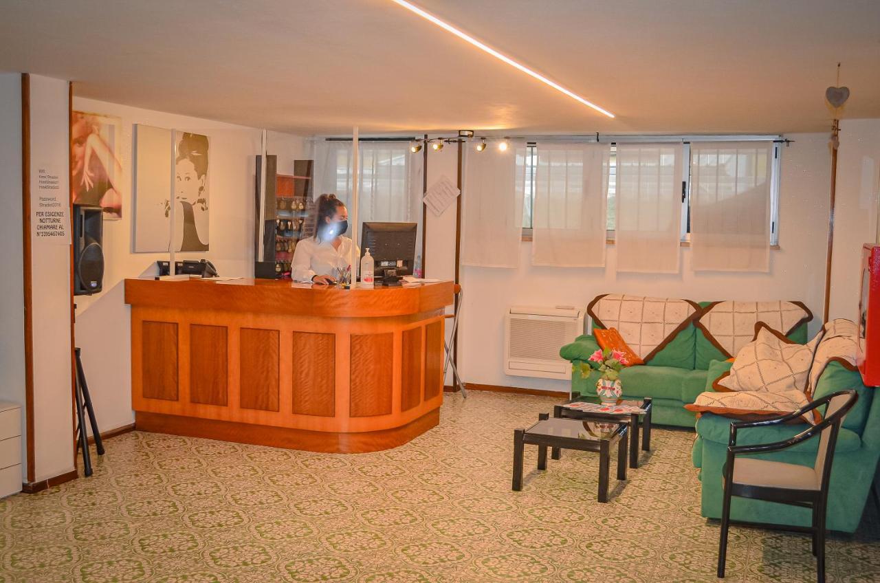 Hotel Stradiot Rimini Exterior photo