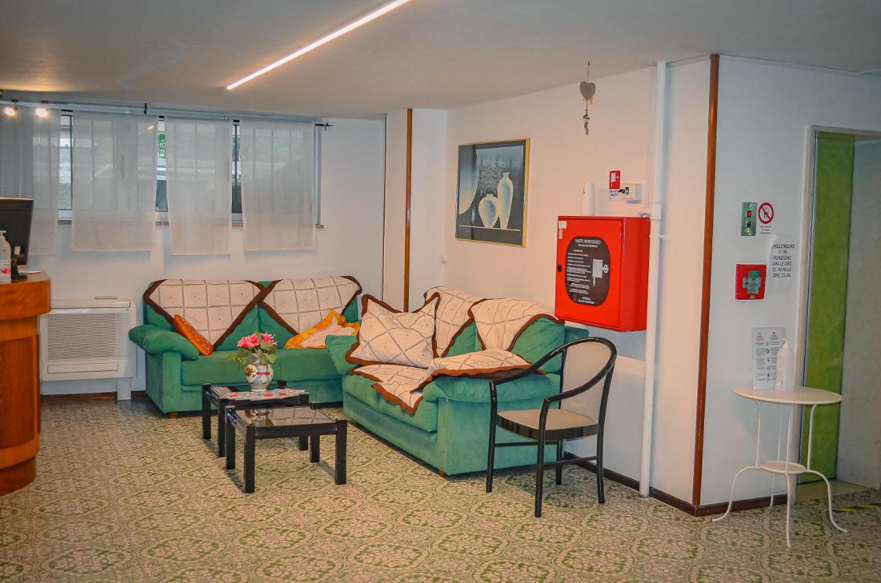 Hotel Stradiot Rimini Exterior photo
